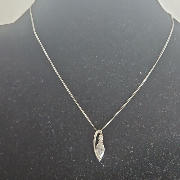 Simply Silver 925 Tear Drop Necklace Crystal - Picture 6 of 16